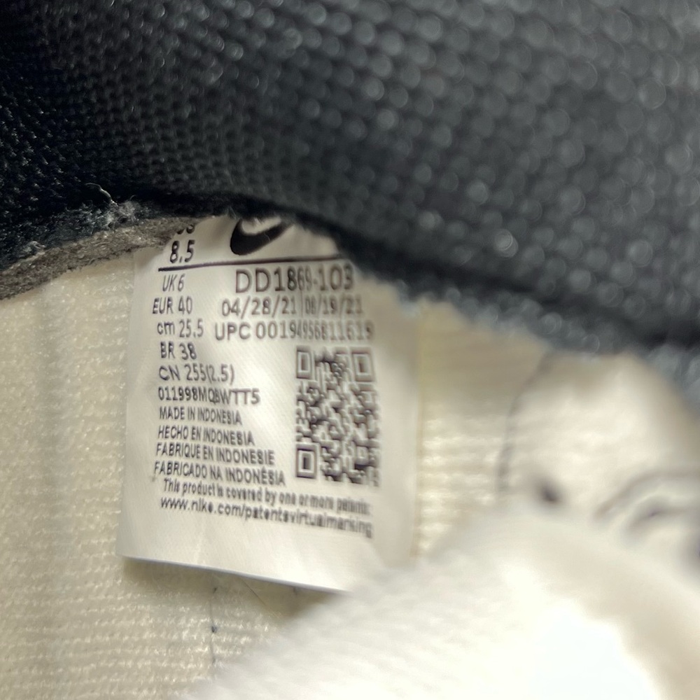 Nike Dunk High Sneakers White Black Size 8.5 - Picture 12 of 15